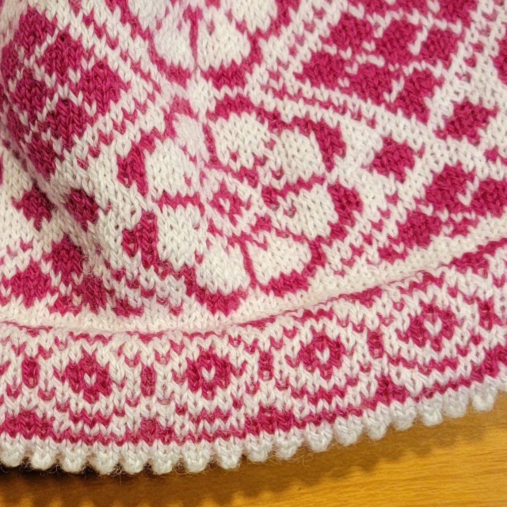 Hand Crafted Handmade Hand Knit Flower Beanie Hat with Picot Edging - Adult Size - Picture 4 of 5